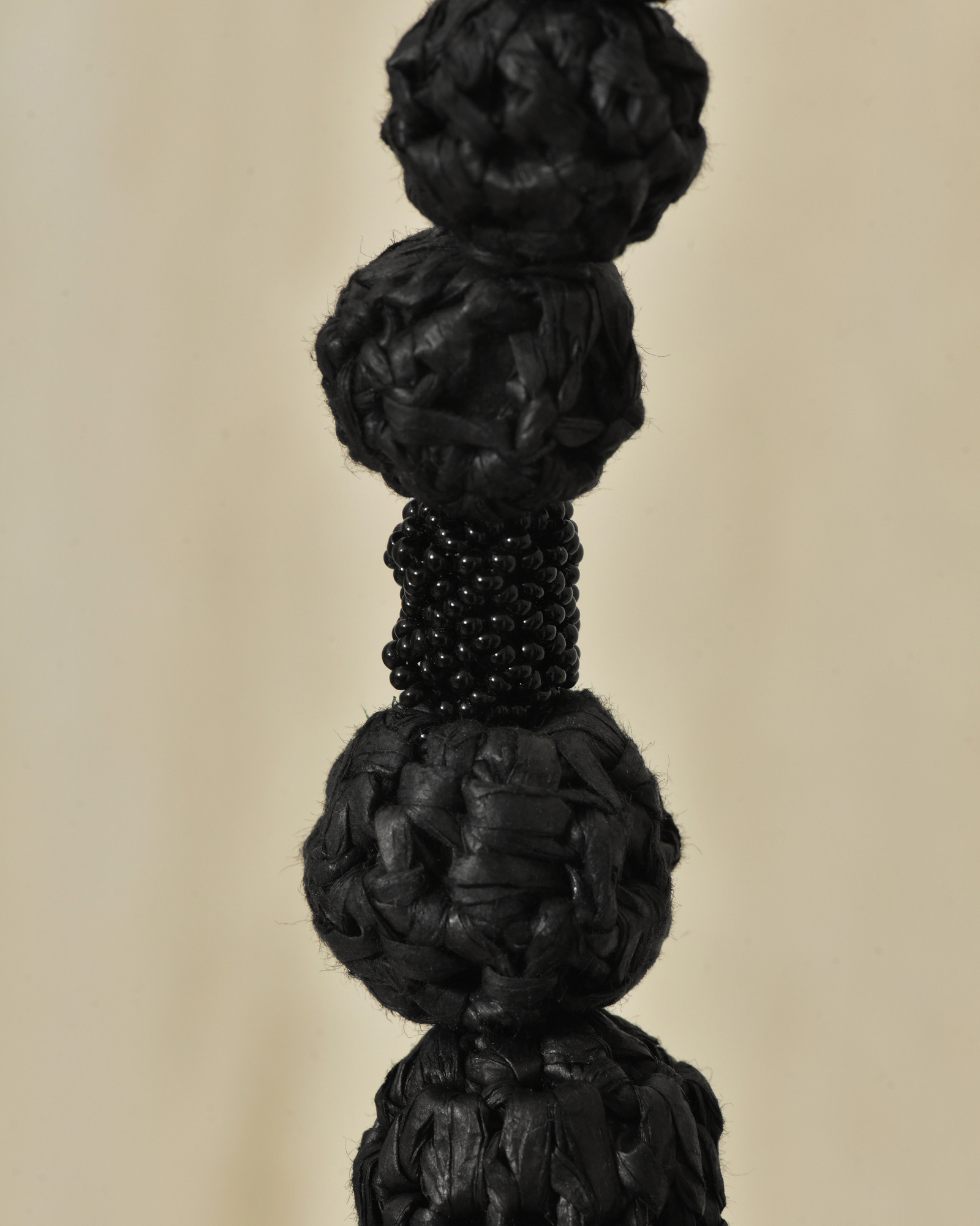 Collier à franges en raphia Liviana Conti