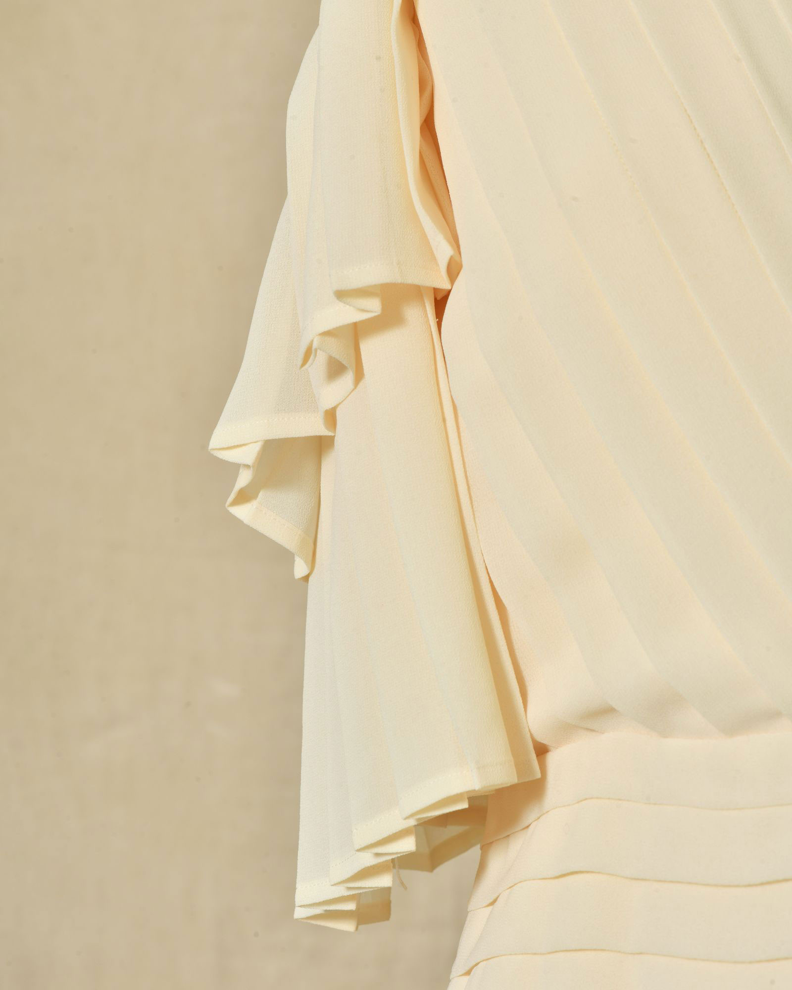 Robe plissée à volants beige Edward Achour