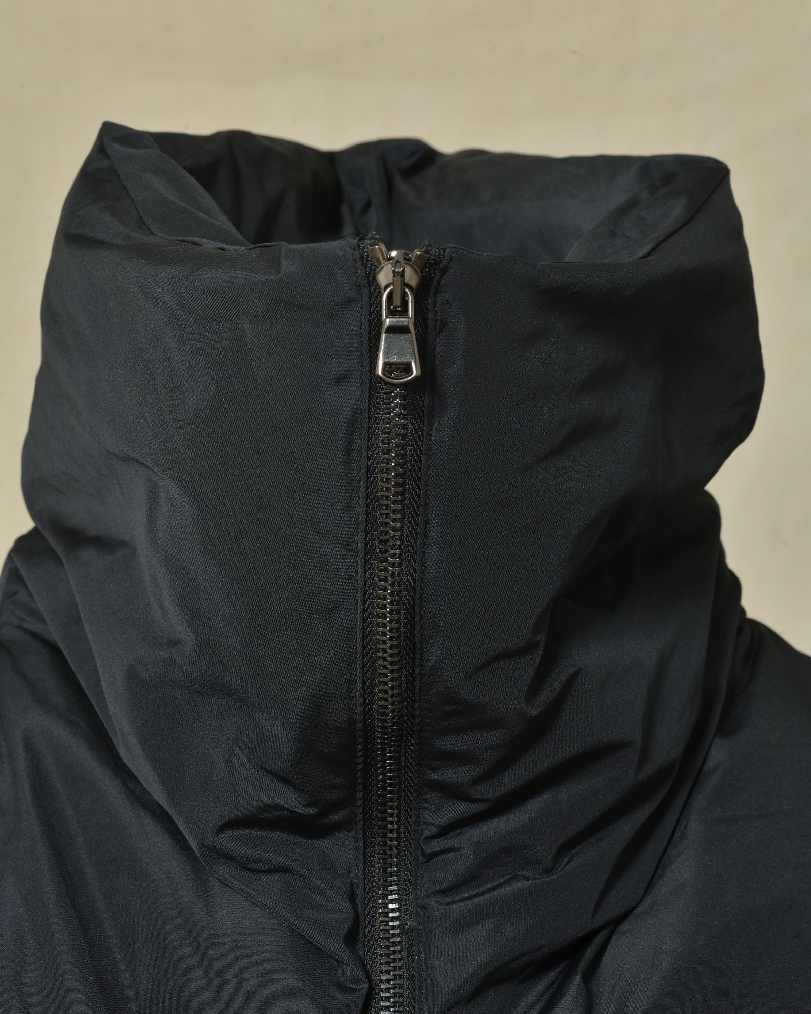 Doudoune raccourcie noire Malloni