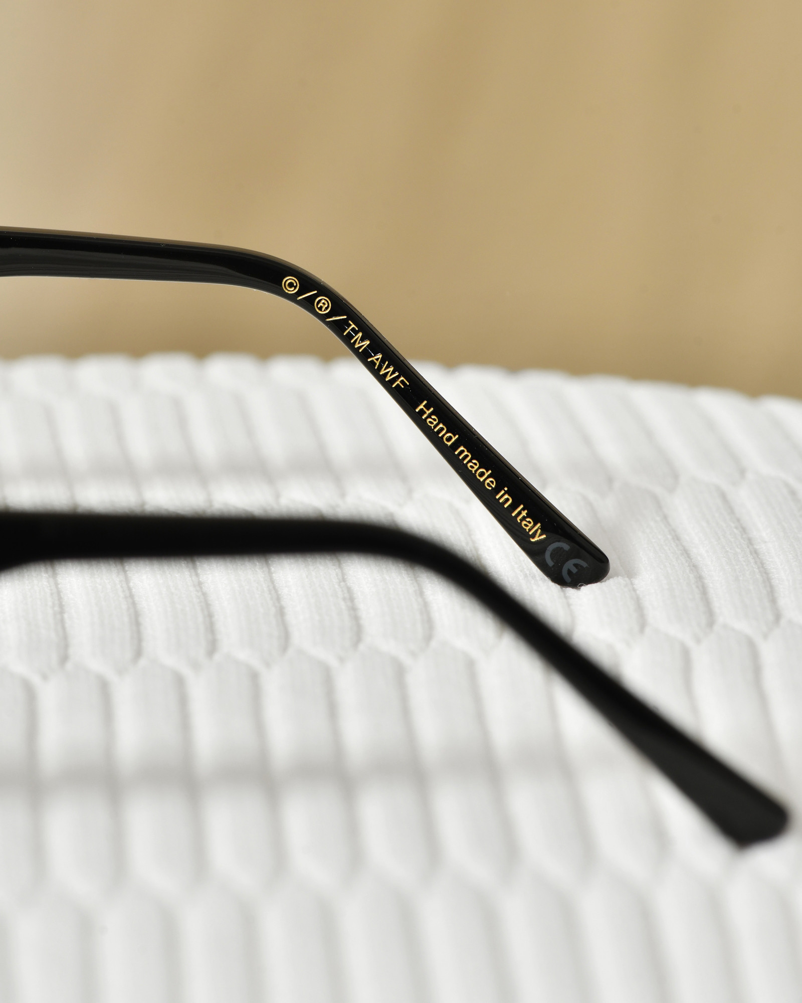 Lunettes de soleil noires Retrosuperfuture