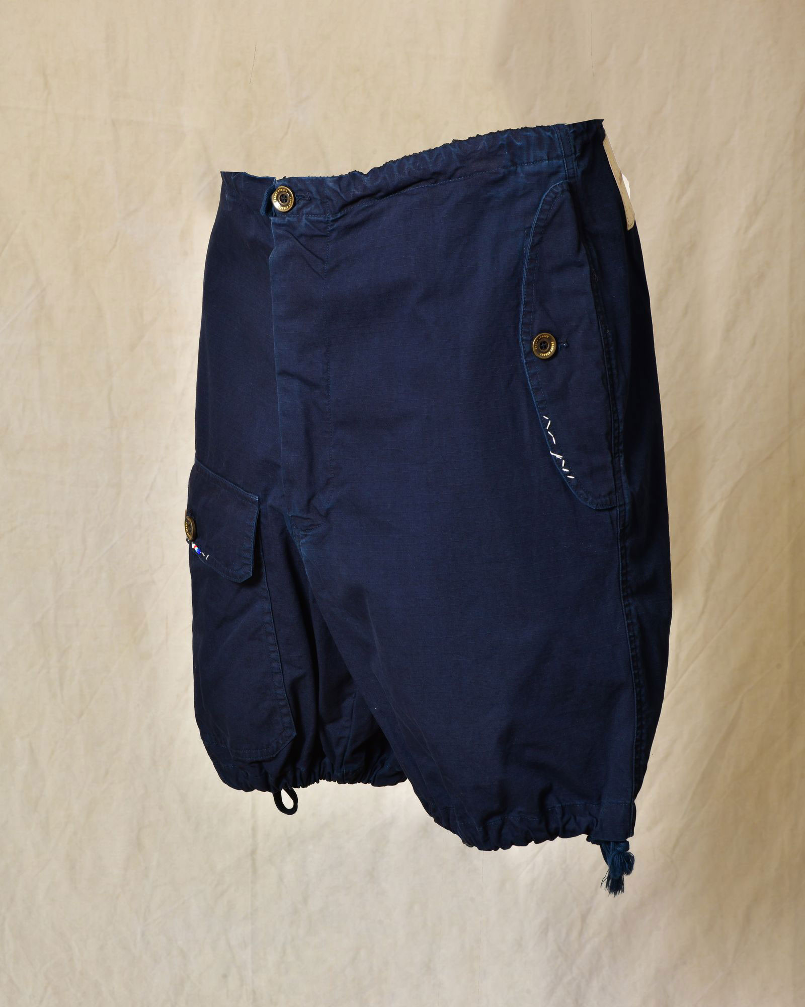 Short parachute bleu Front Street