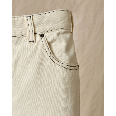Jean en coton écru à surpiqûres contrastantes Ixos