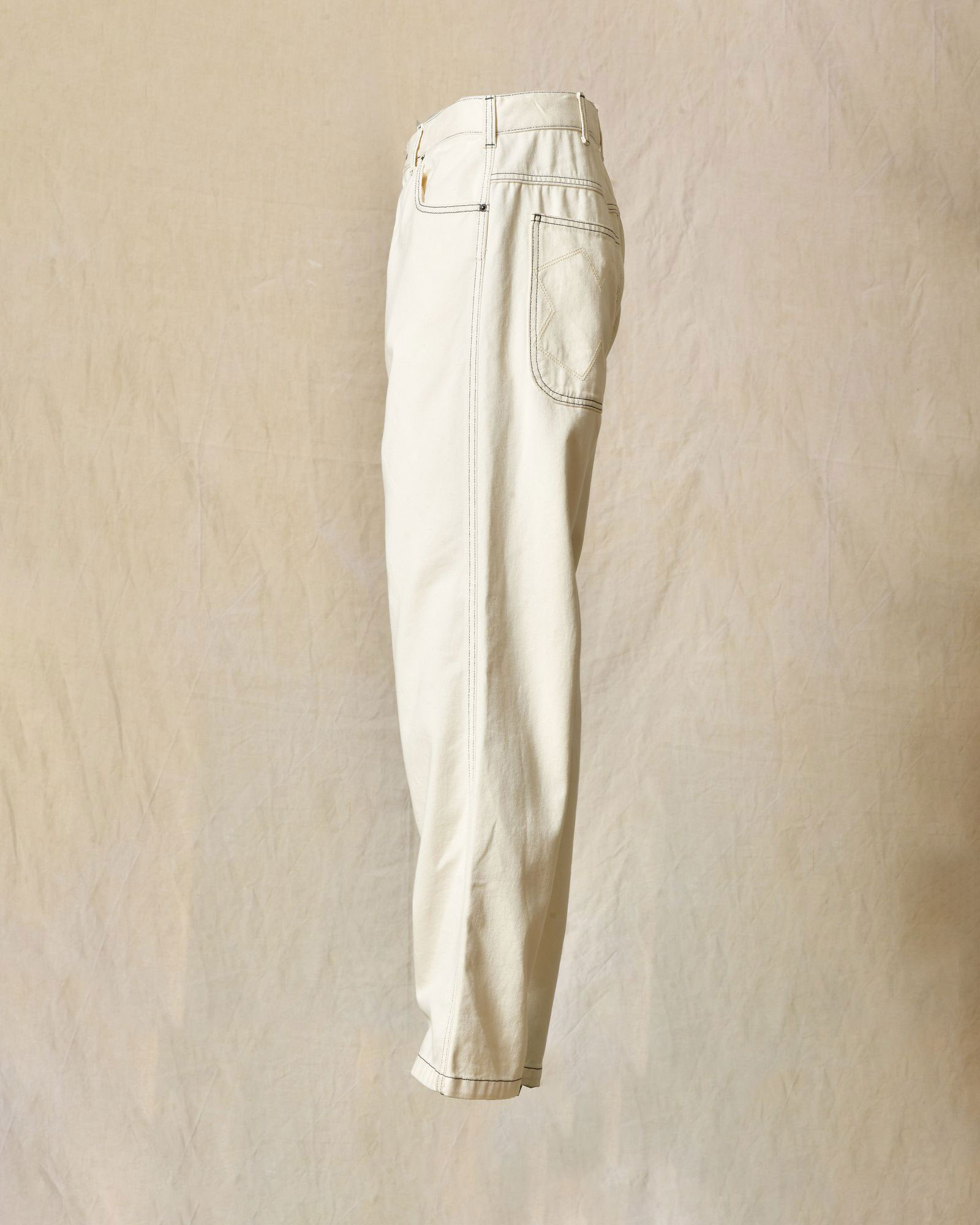 Jean en coton écru à surpiqûres contrastantes Ixos