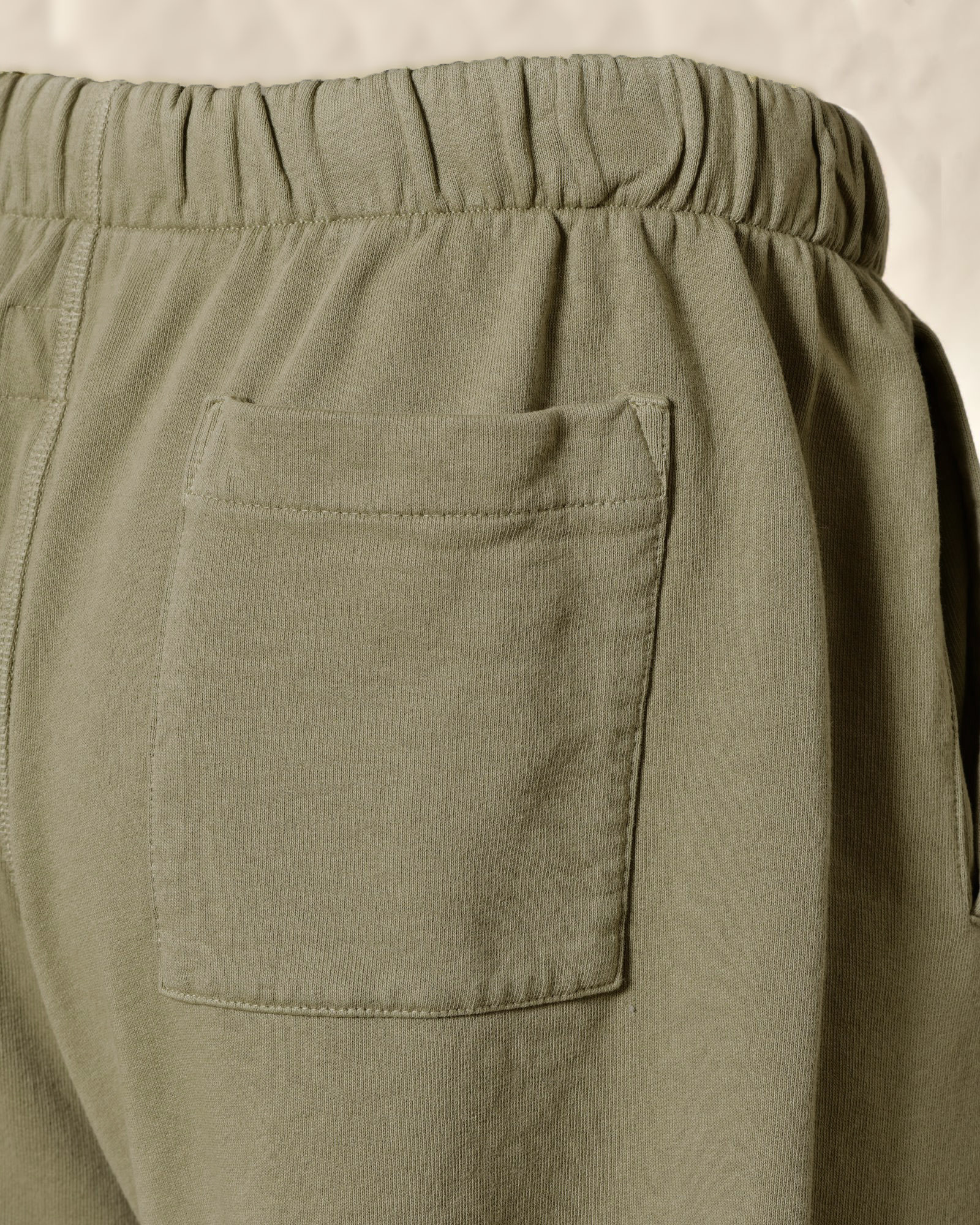 Short de survêtement kaki Front Street