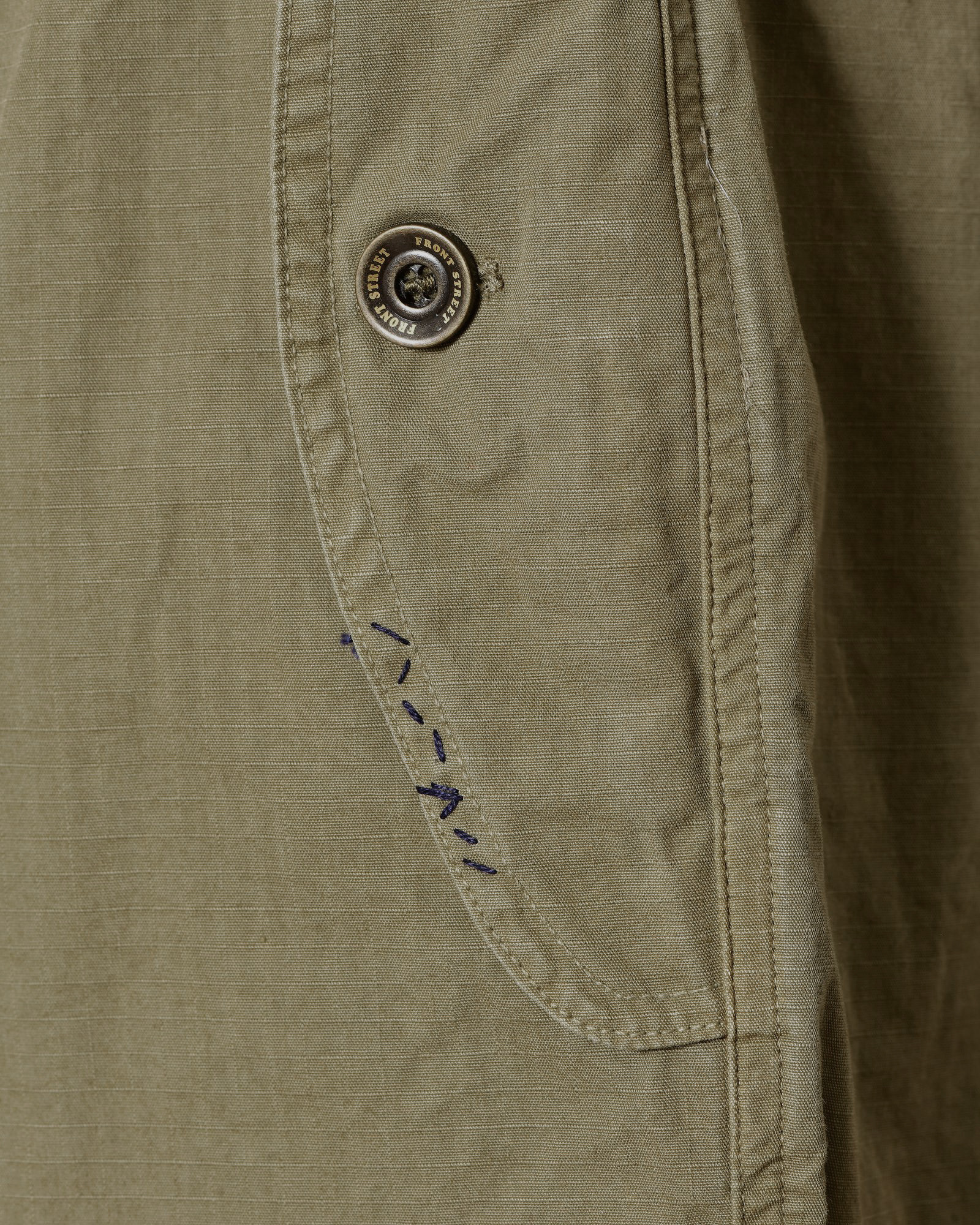 Short parachute kaki Front Street