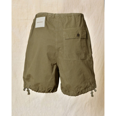 Short parachute kaki Front Street