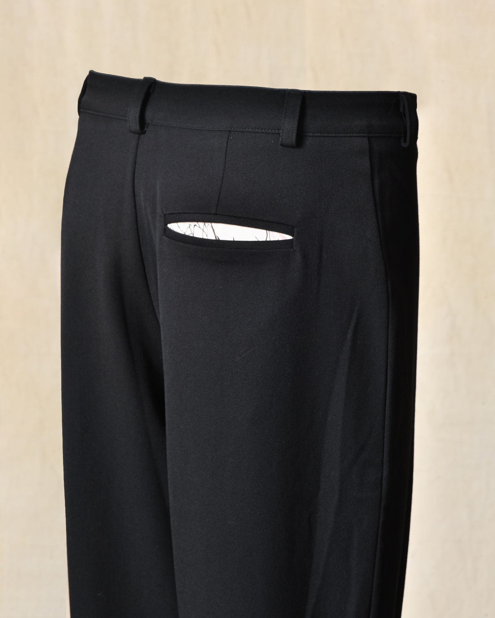 Pantalon à fermeture asymétrique noir Balossa