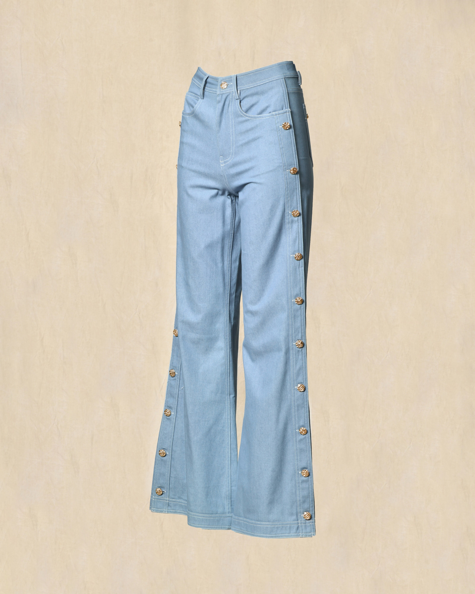 Pantalon denim large avec boutons dorés latéraux Edward Achour