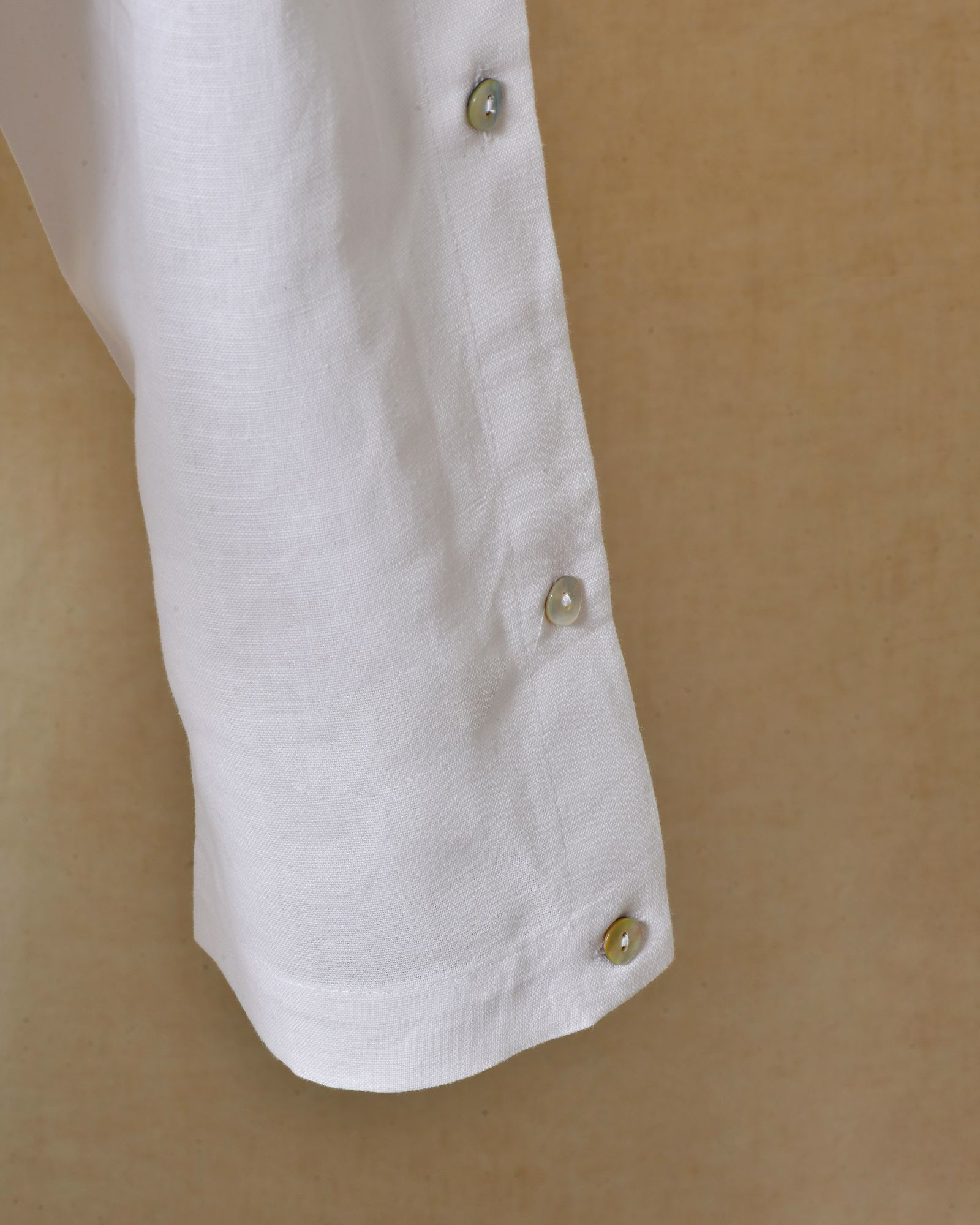 Chemise en lin oversize à manches boutonnées Balossa