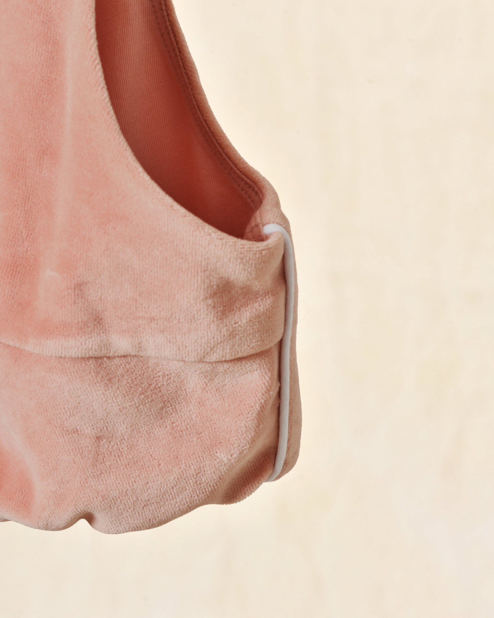 Brassière en velours rose Erevan