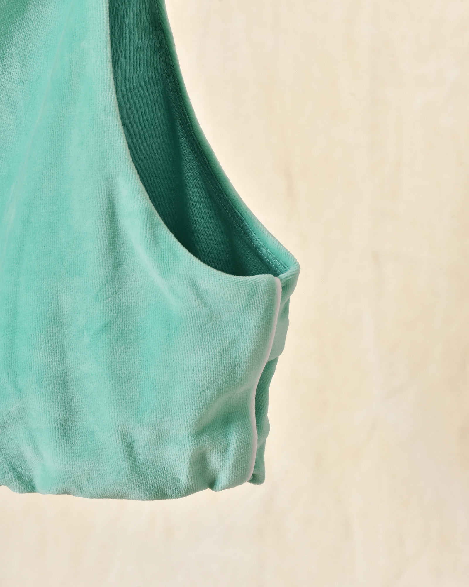 Brassière en velours vert Erevan