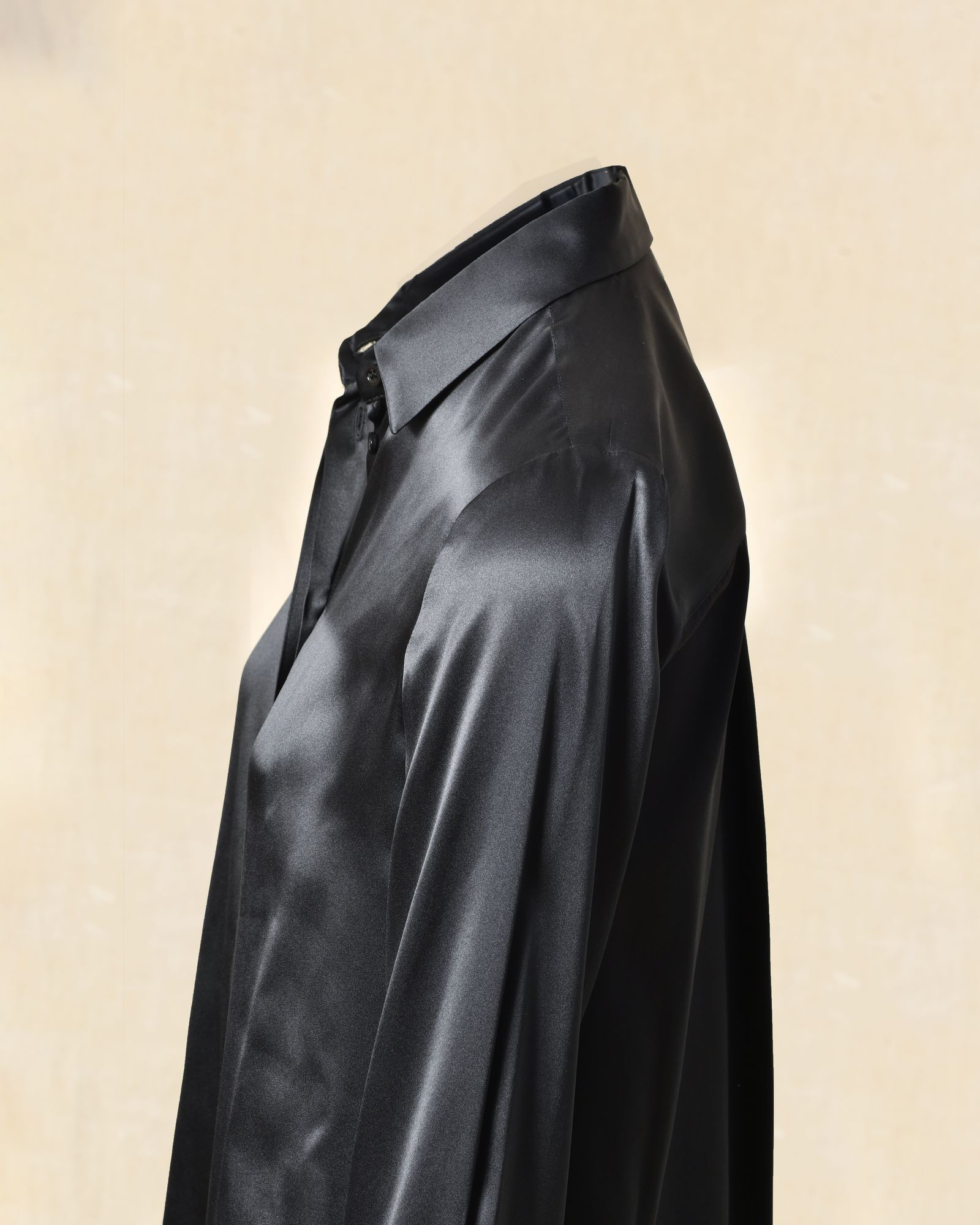 Chemise en soie noire Manuel Ritz