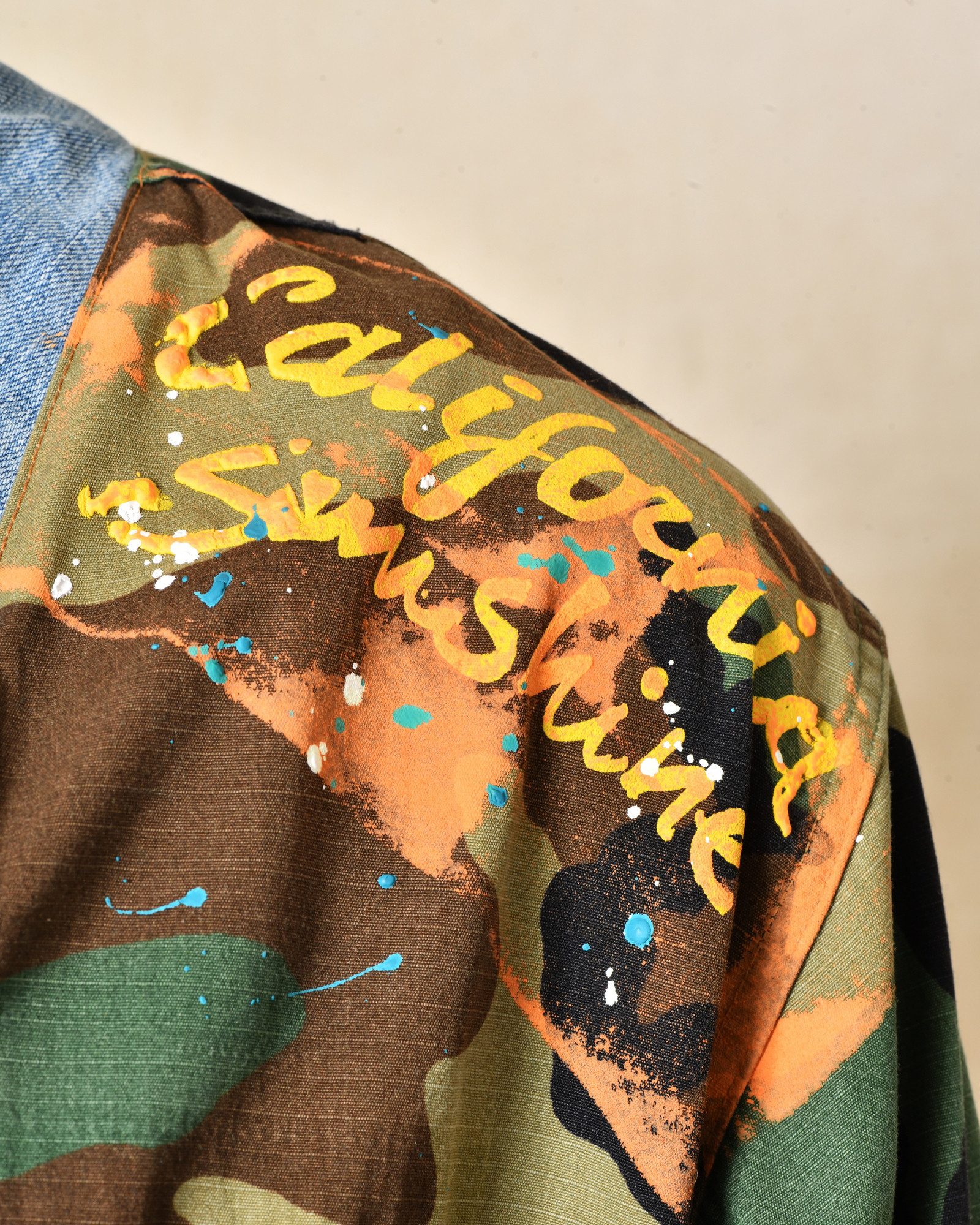 Veste camouflage à empiècement denim Front Street