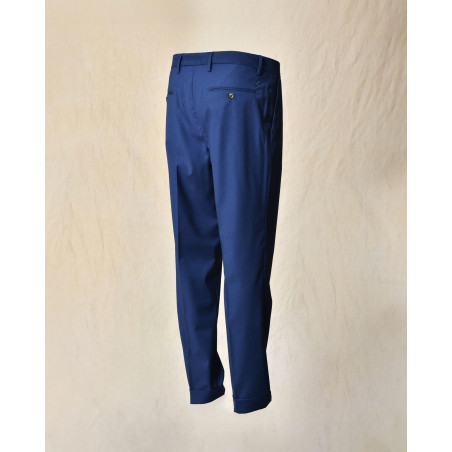 Pantalon à pinces bleu foncé Outfit