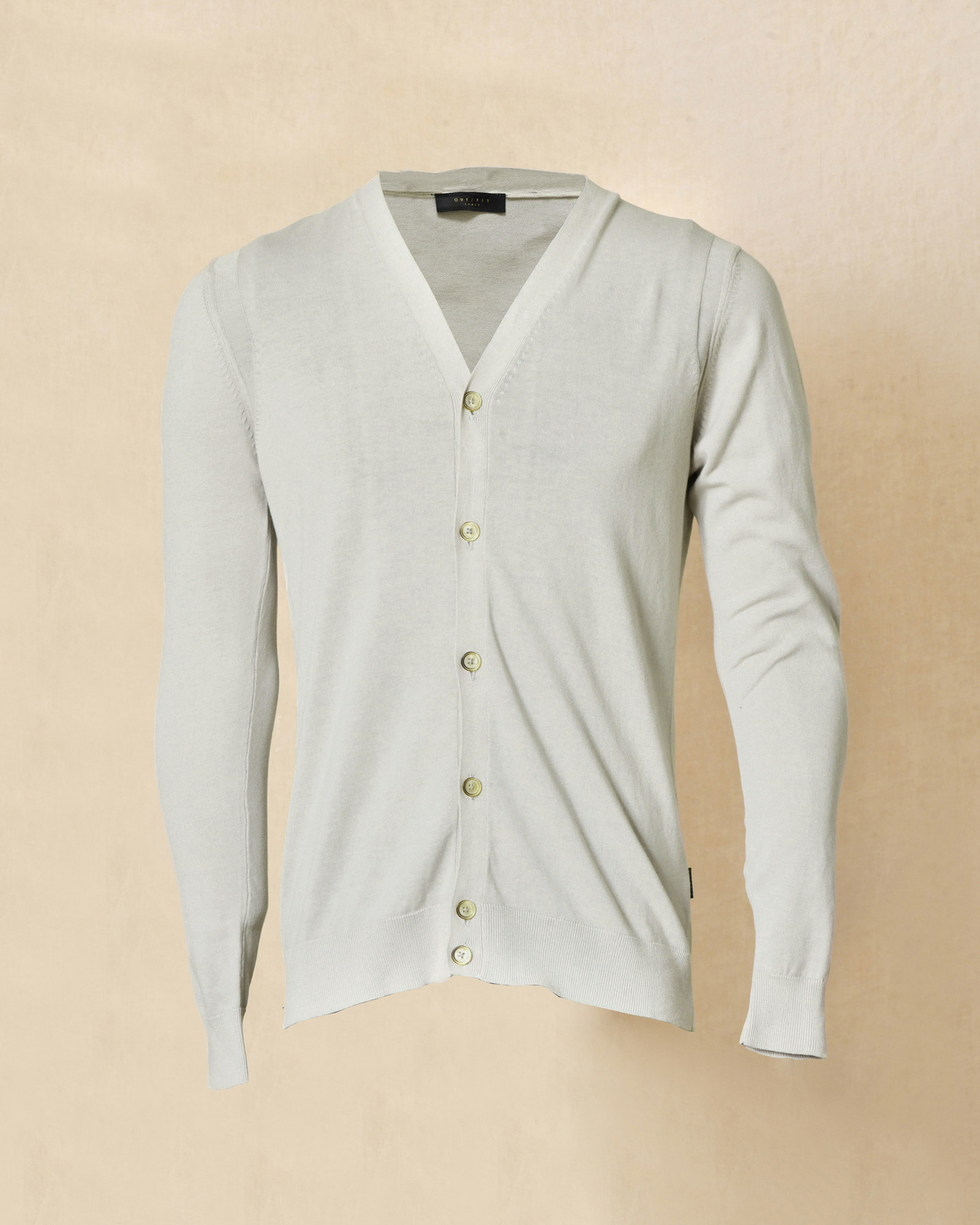 Cardigan en coton gris col V Outfit