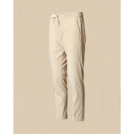 Pantalon à cordon beige Outfit