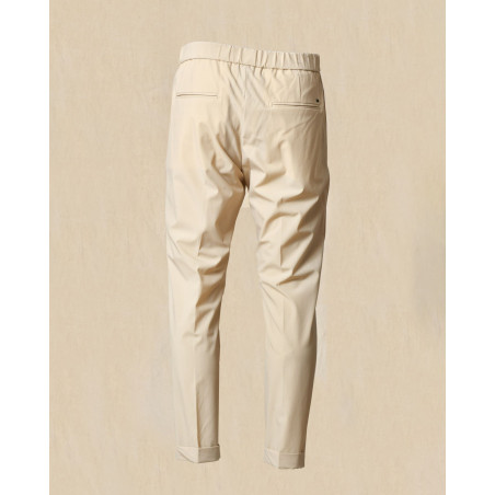 Pantalon à cordon beige Outfit