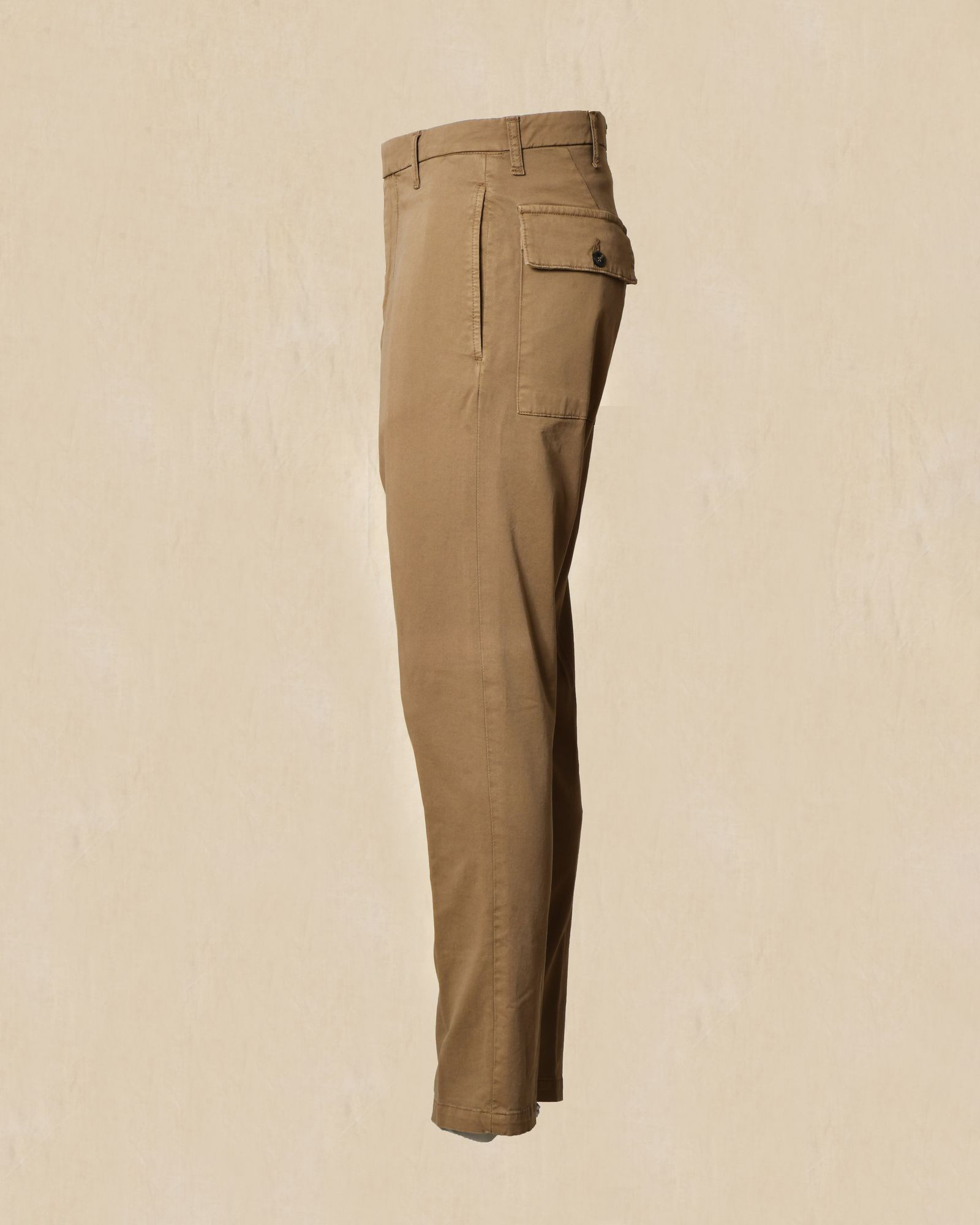 Pantalon en coton taupe Outfit