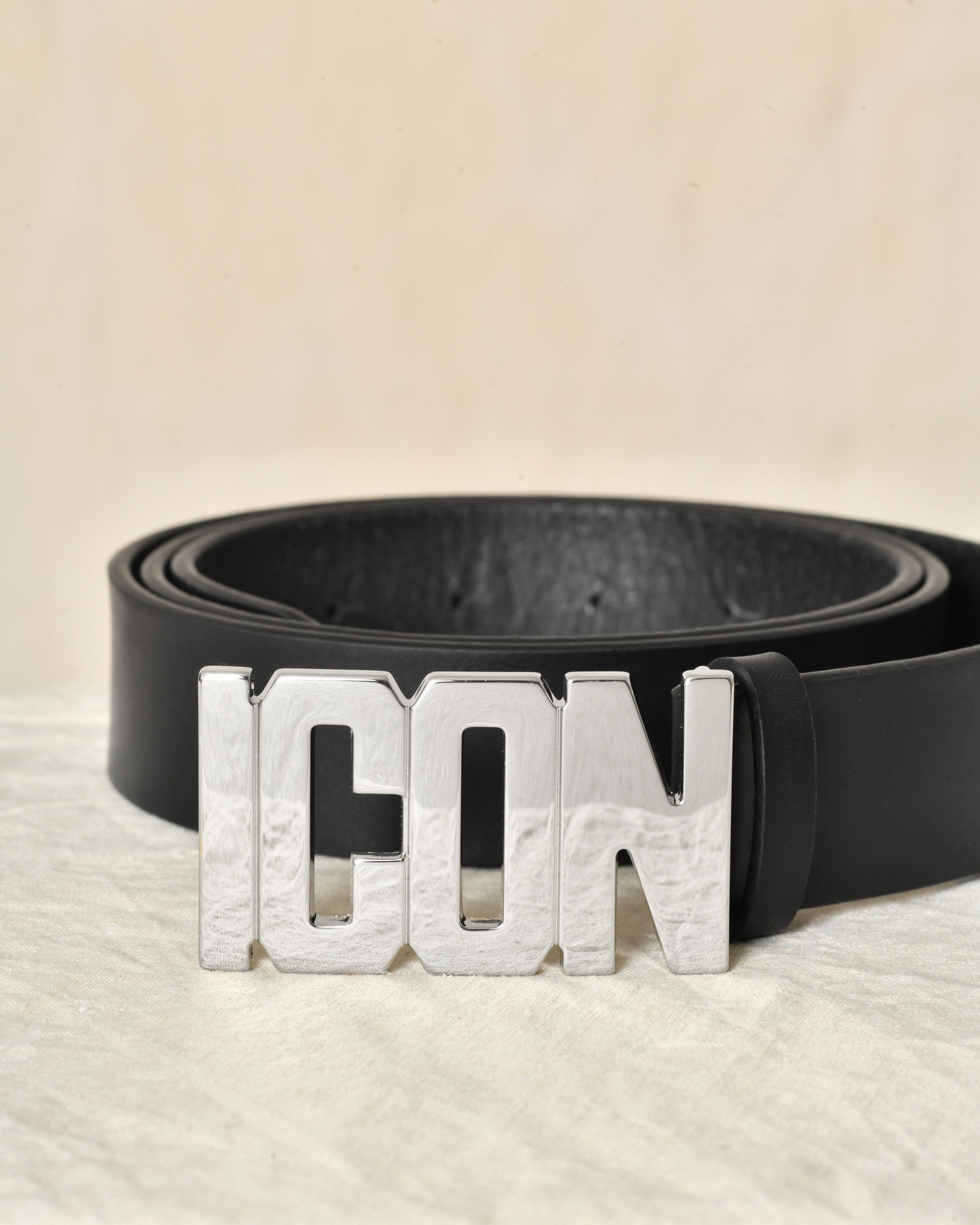 Ceinture noire en cuir à boucle métallique "ICON" Dsquared2