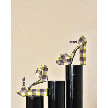 Sandales à plateforme imprimé carreaux Prada