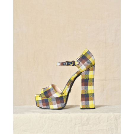 Sandales à plateforme imprimé carreaux Prada