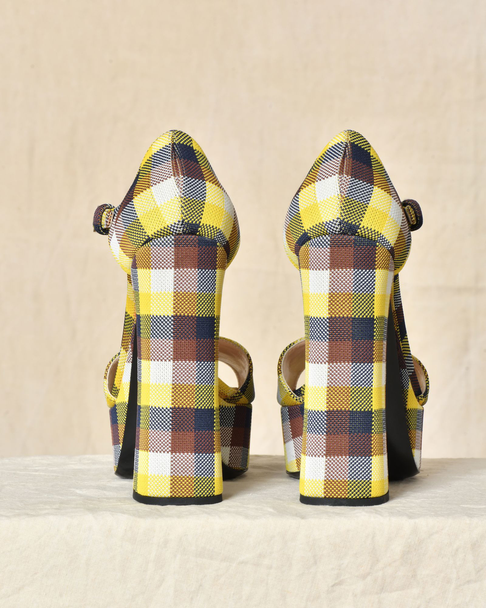 Sandales à plateforme imprimé carreaux Prada