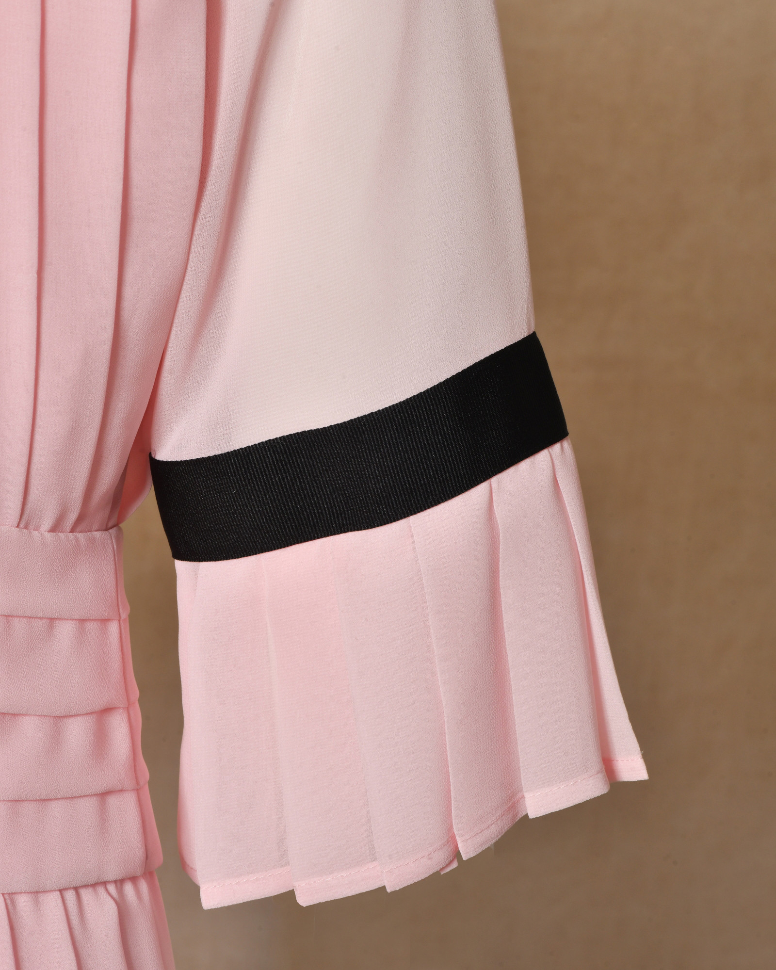 Robe plissée rose Edward Achour