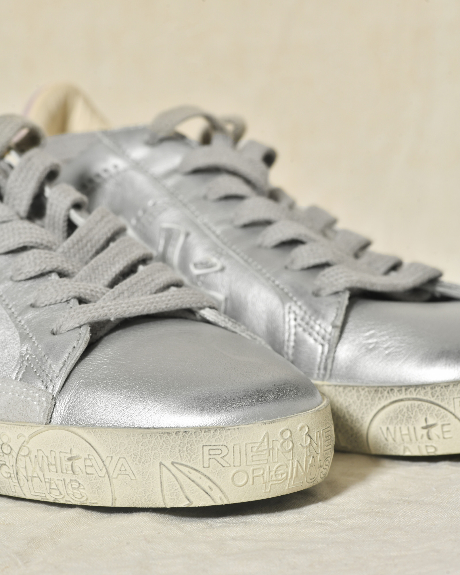 Baskets argentées en cuir métallisé Premiata