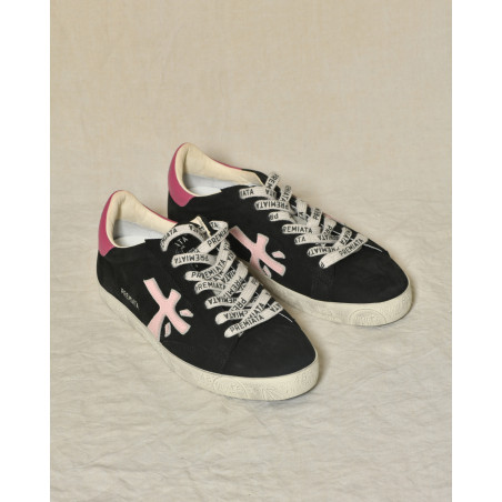 Baskets noires en cuir à talon fuchsia Premiata