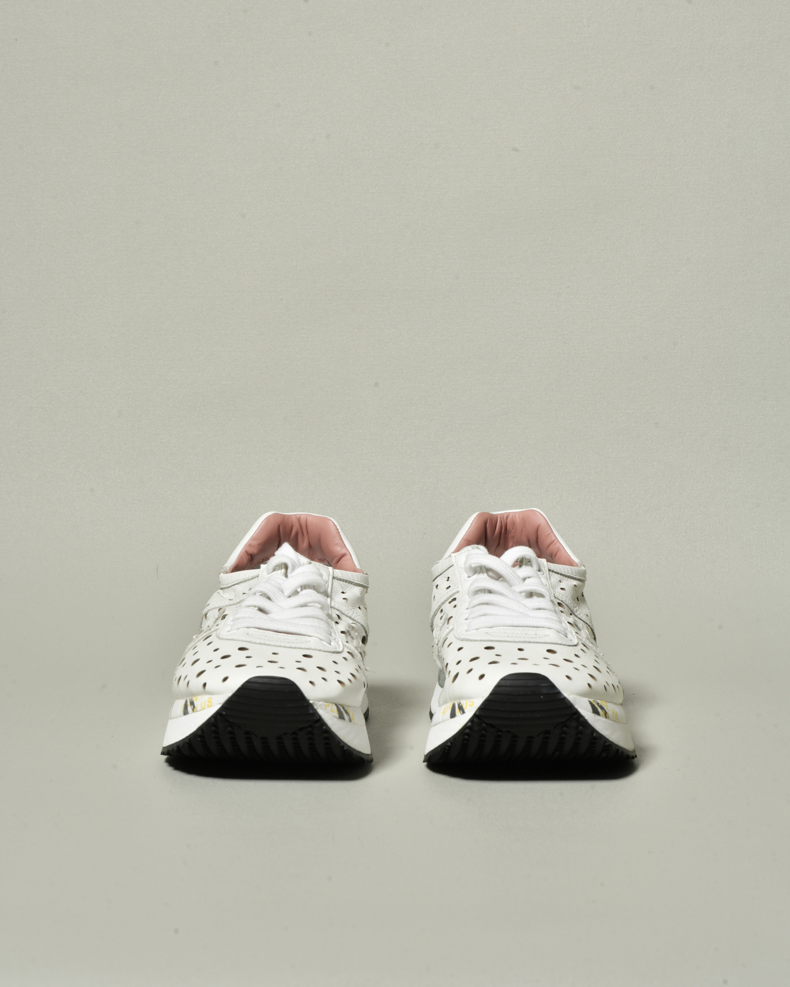 Baskets blanches perforés à semelle graphique Premiata