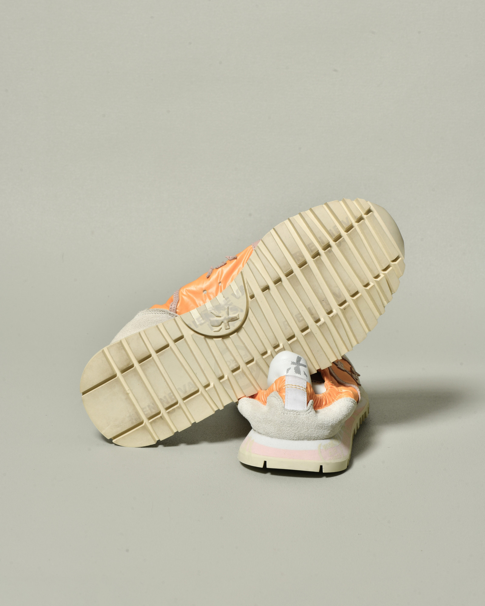 Baskets orange avec talon élastiqué Premiata