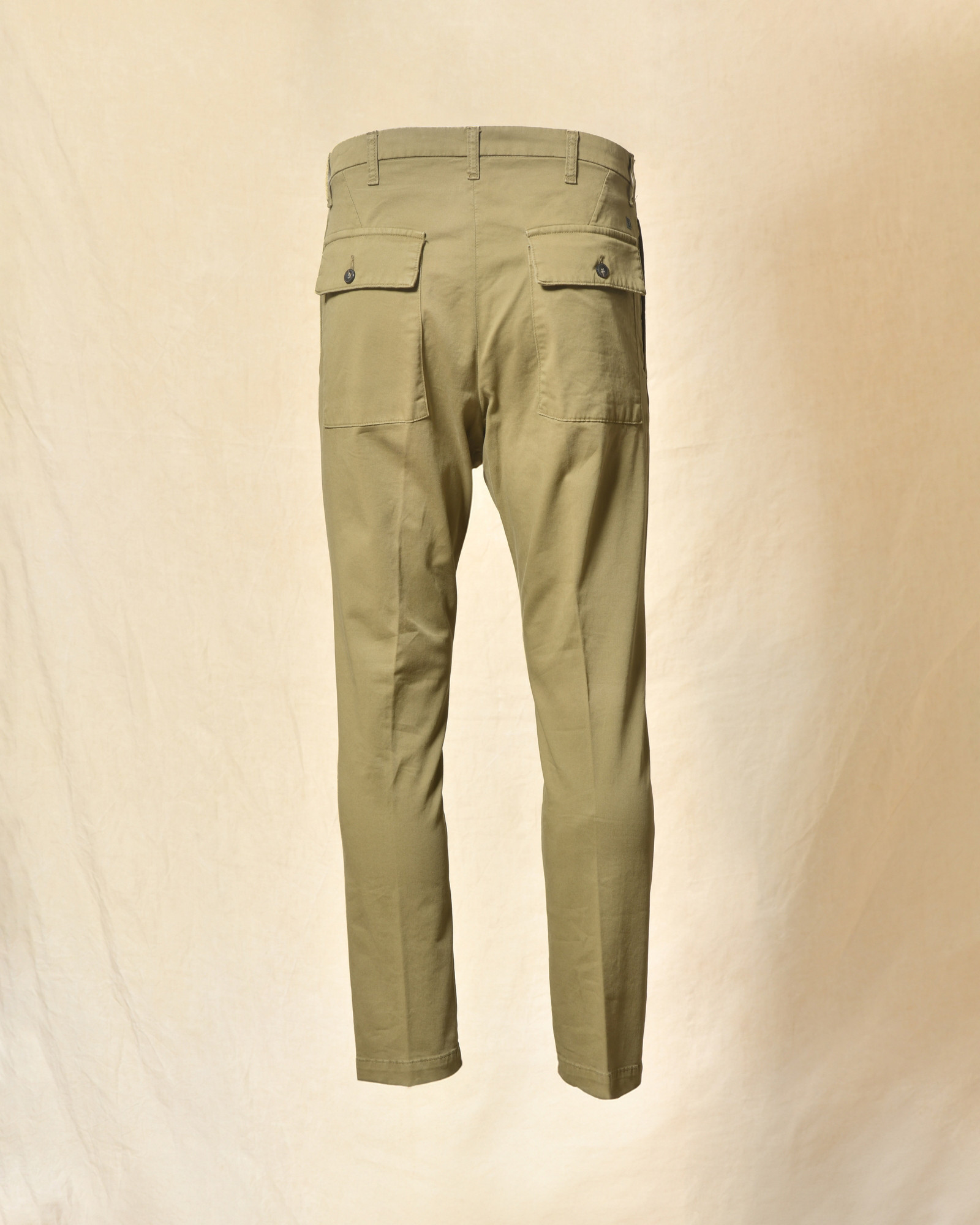 Pantalon en coton kaki Outfit