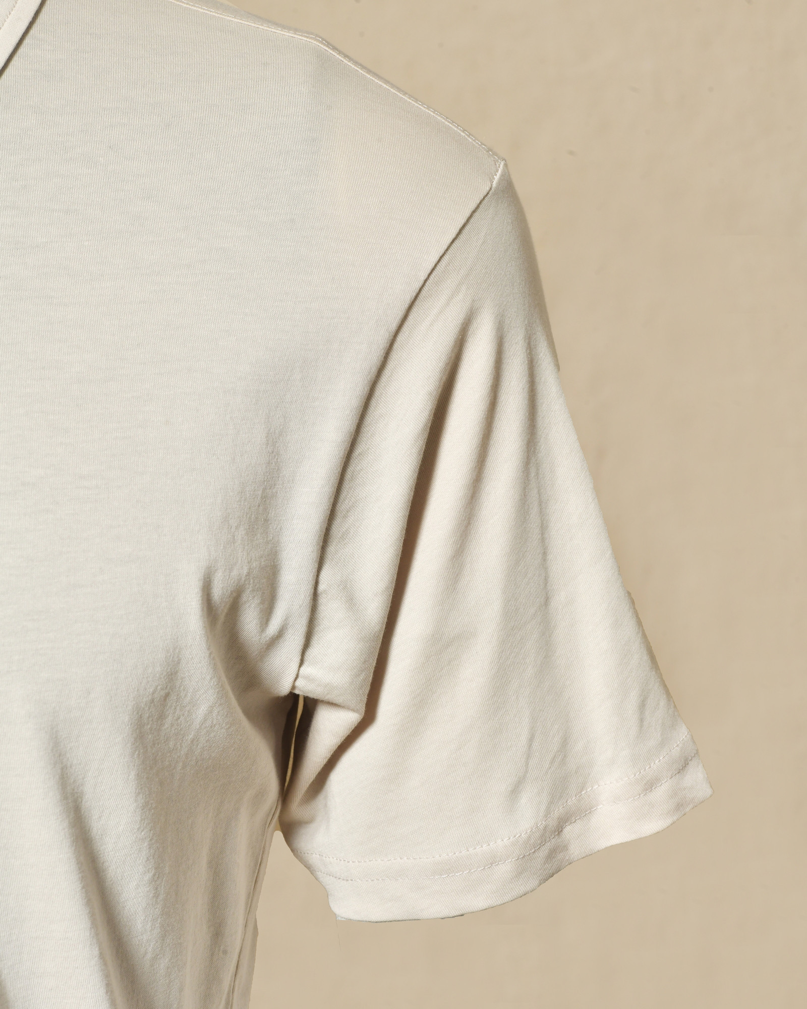 Polo en coton beige Outfit