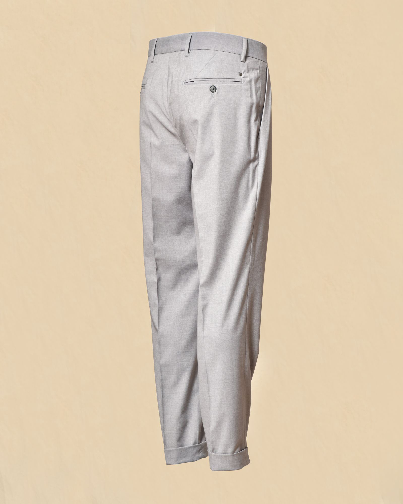 Pantalon à pinces gris Outfit