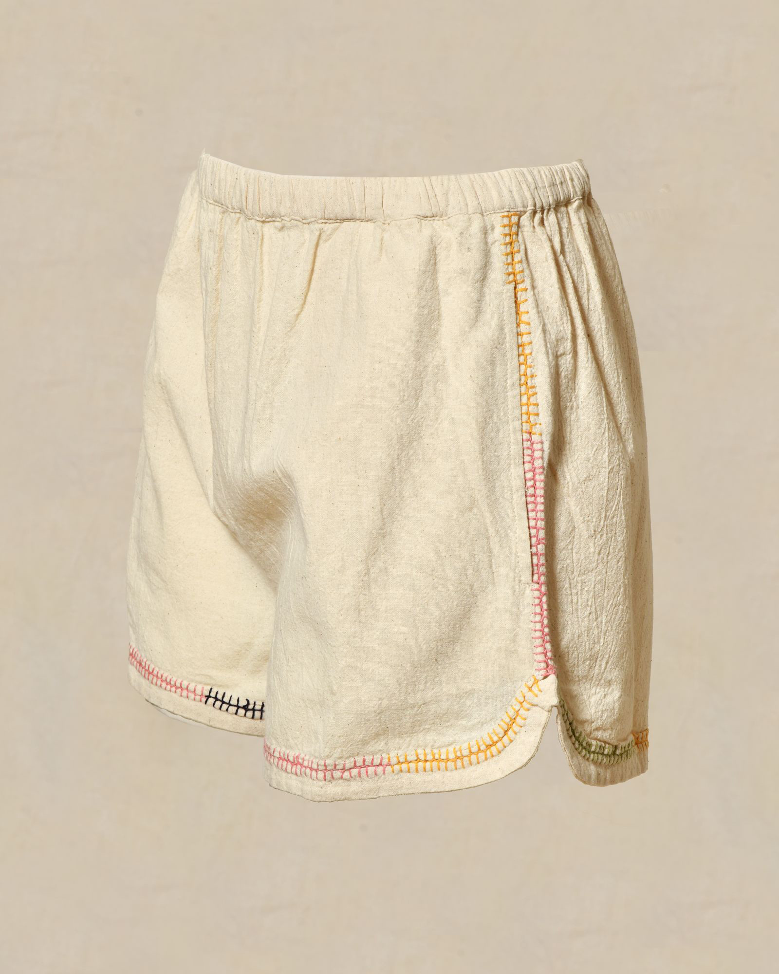 Short en coton beige à couture multicolore V.de.Vinster