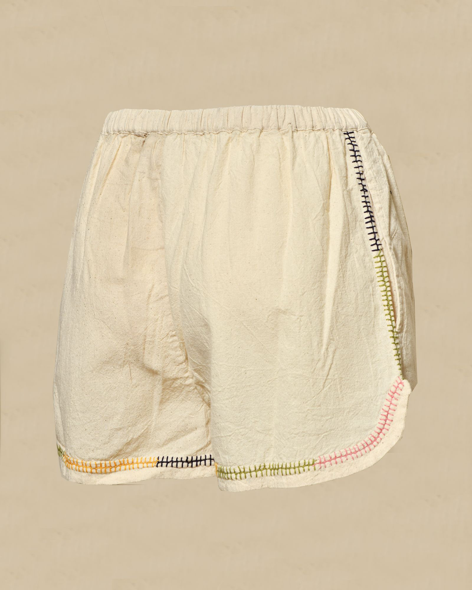 Short en coton beige à couture multicolore V.de.Vinster