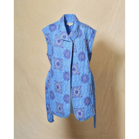 Veste sans manches matelassée bleue à motifs floral V.de.Vinster