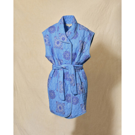 Veste sans manches matelassée bleue à motifs floral V.de.Vinster