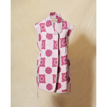 Veste sans manches matelassée rose à motifs floral V.de.Vinster
