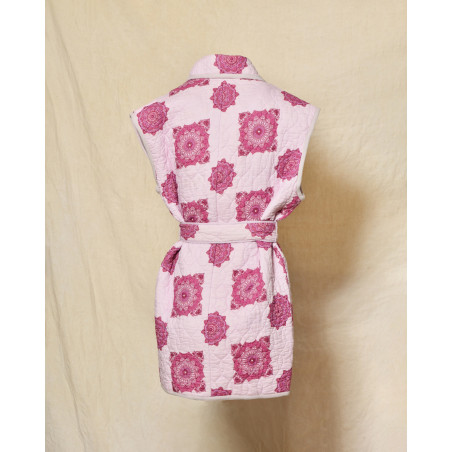 Veste sans manches matelassée rose à motifs floral V.de.Vinster