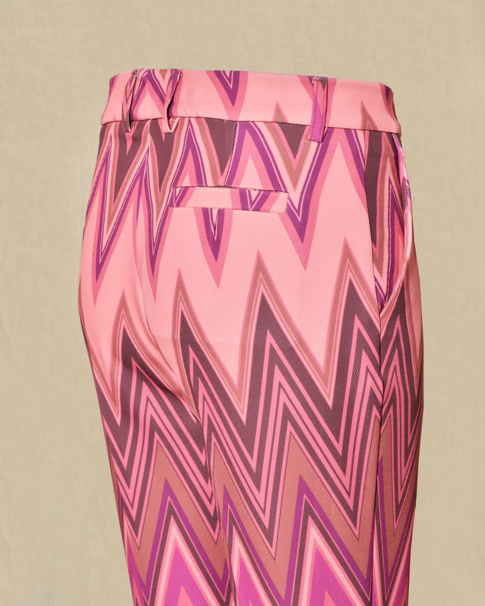 Pantalon à imprimé rose et violet Maesta