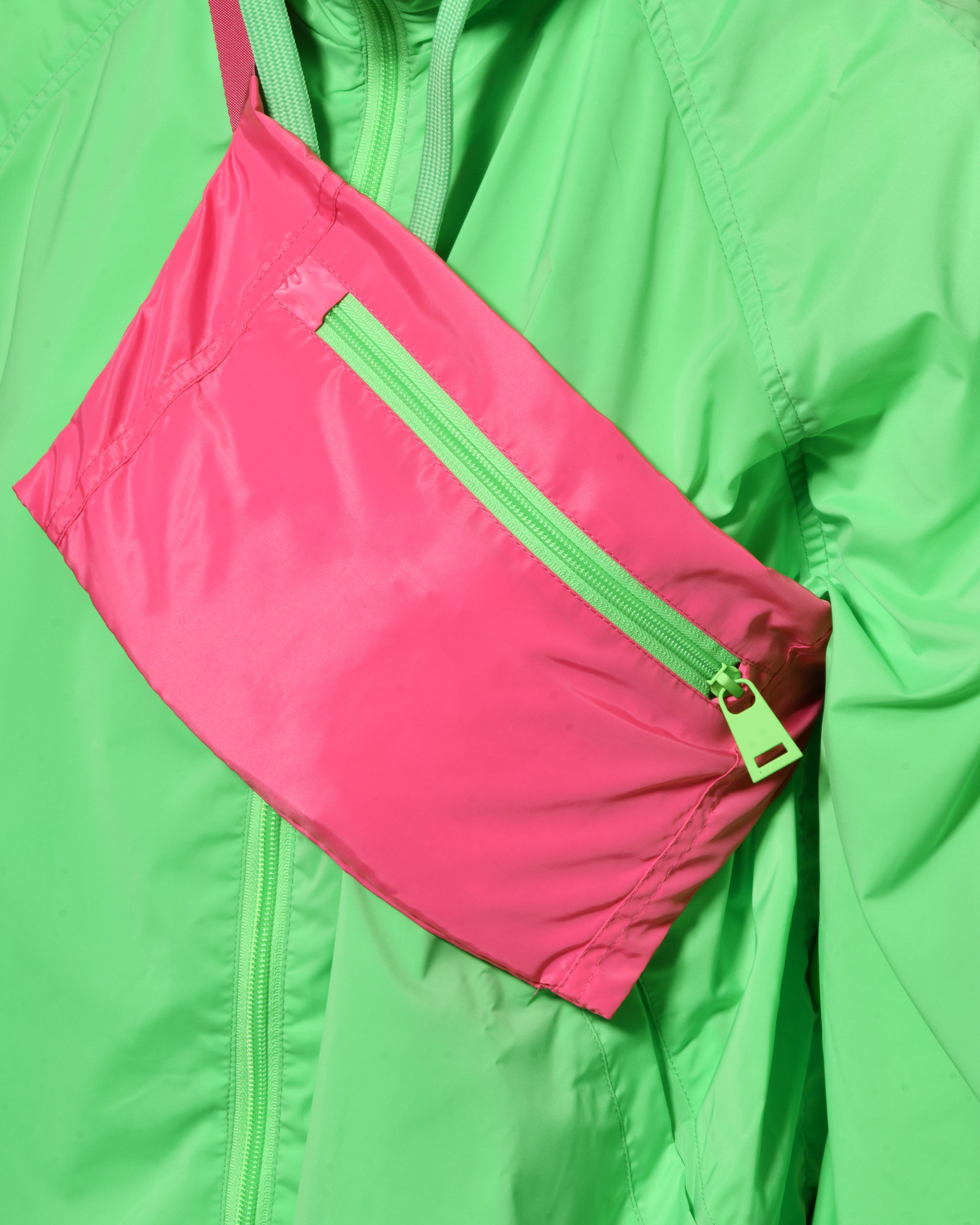 Coupe-vent à pochette intégrée Ma Petite Capsule