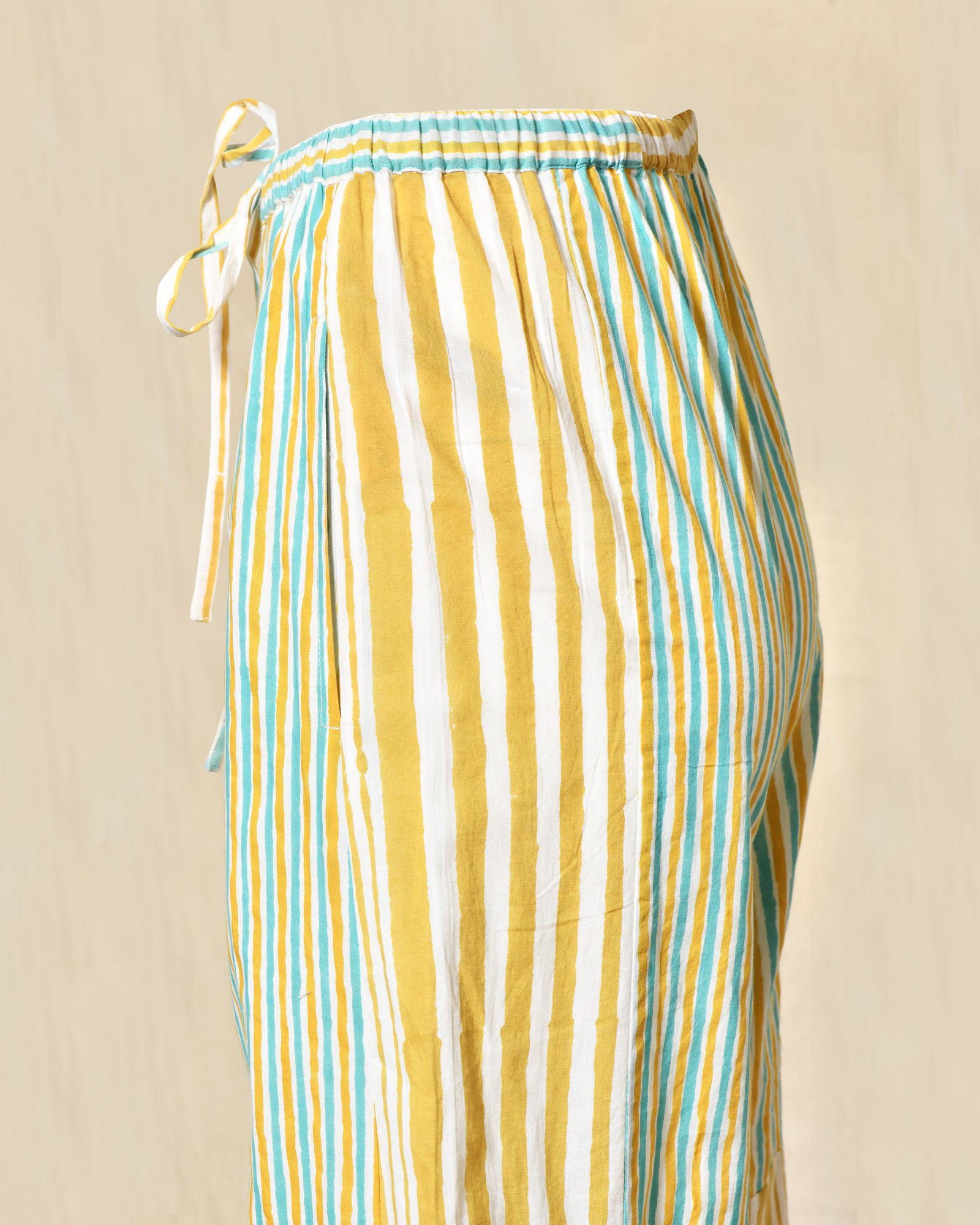 Pantalon large à rayures jaunes V.de.Vinster