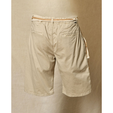Short beige à ceinture corde tressée et boucle bois Over-D