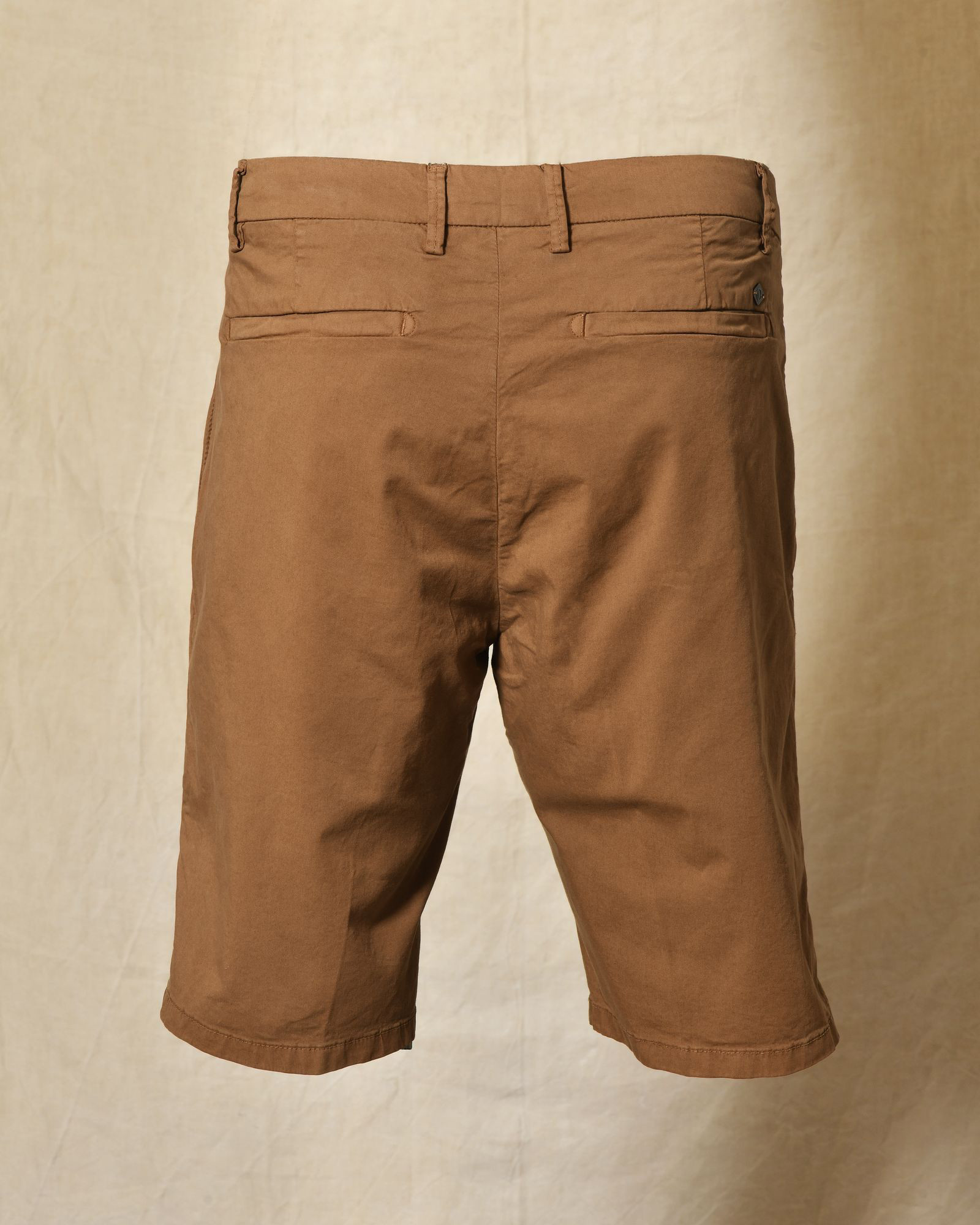 Short chino camel Over-D