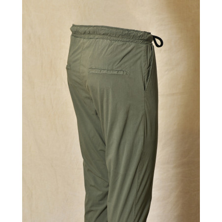 Pantalon en tissu technique kaki Over-D