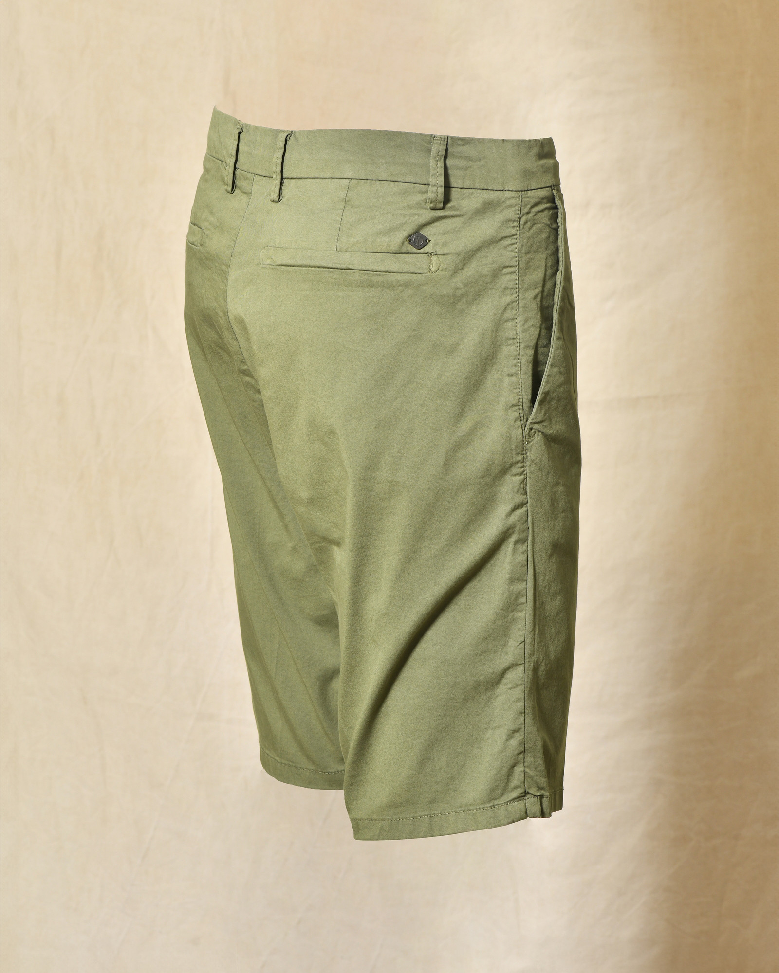 Short chino kaki Over-D