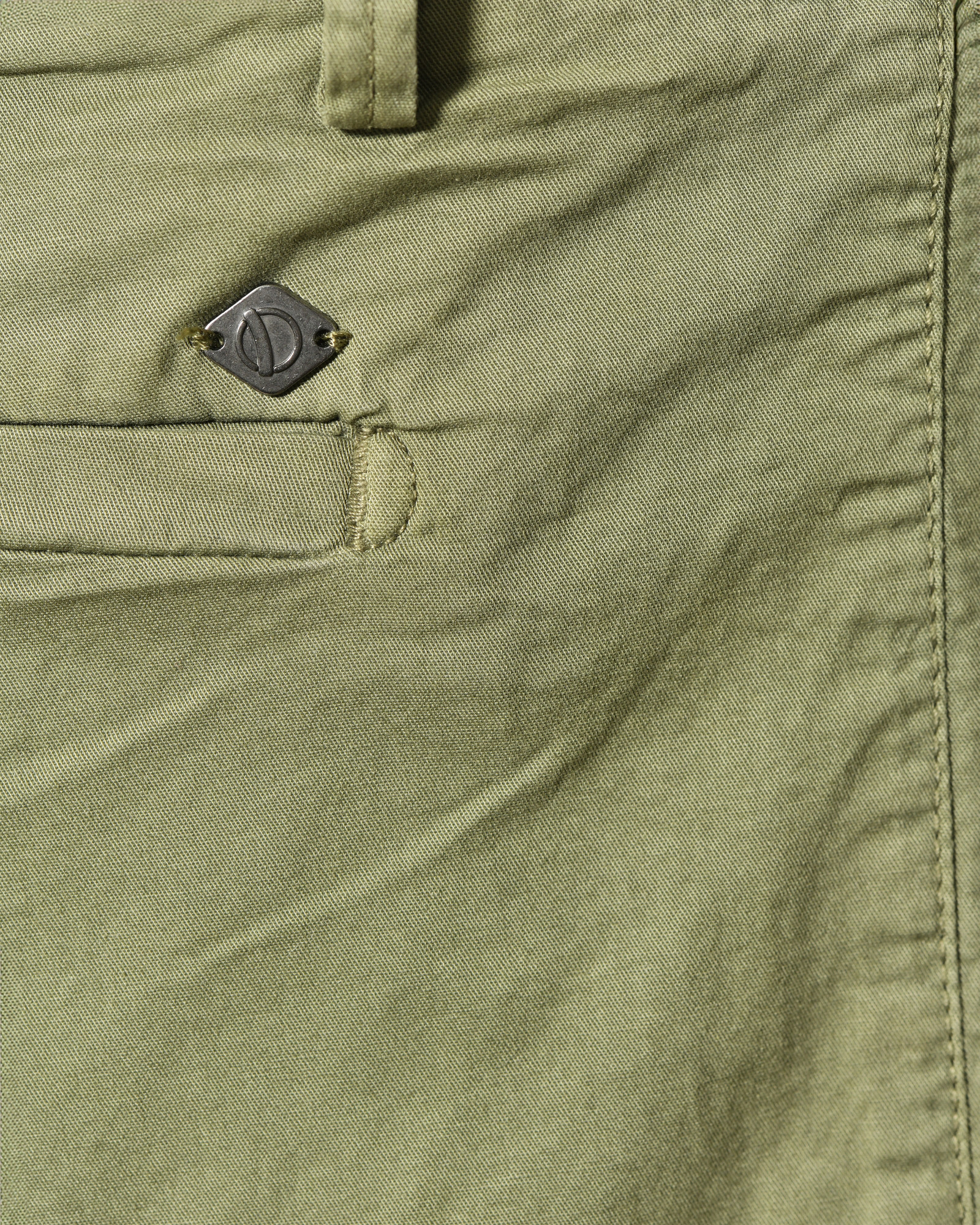 Short chino kaki Over-D