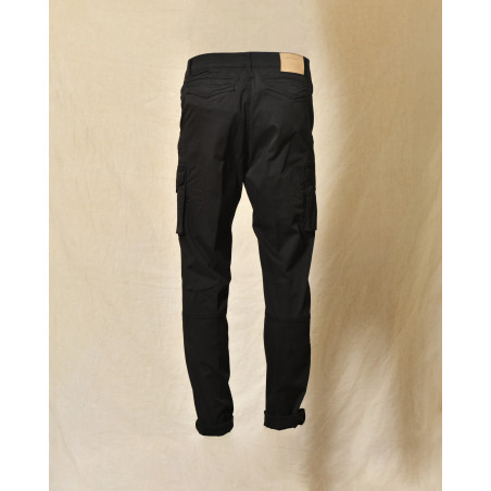 Pantalon cargo noir Over-D