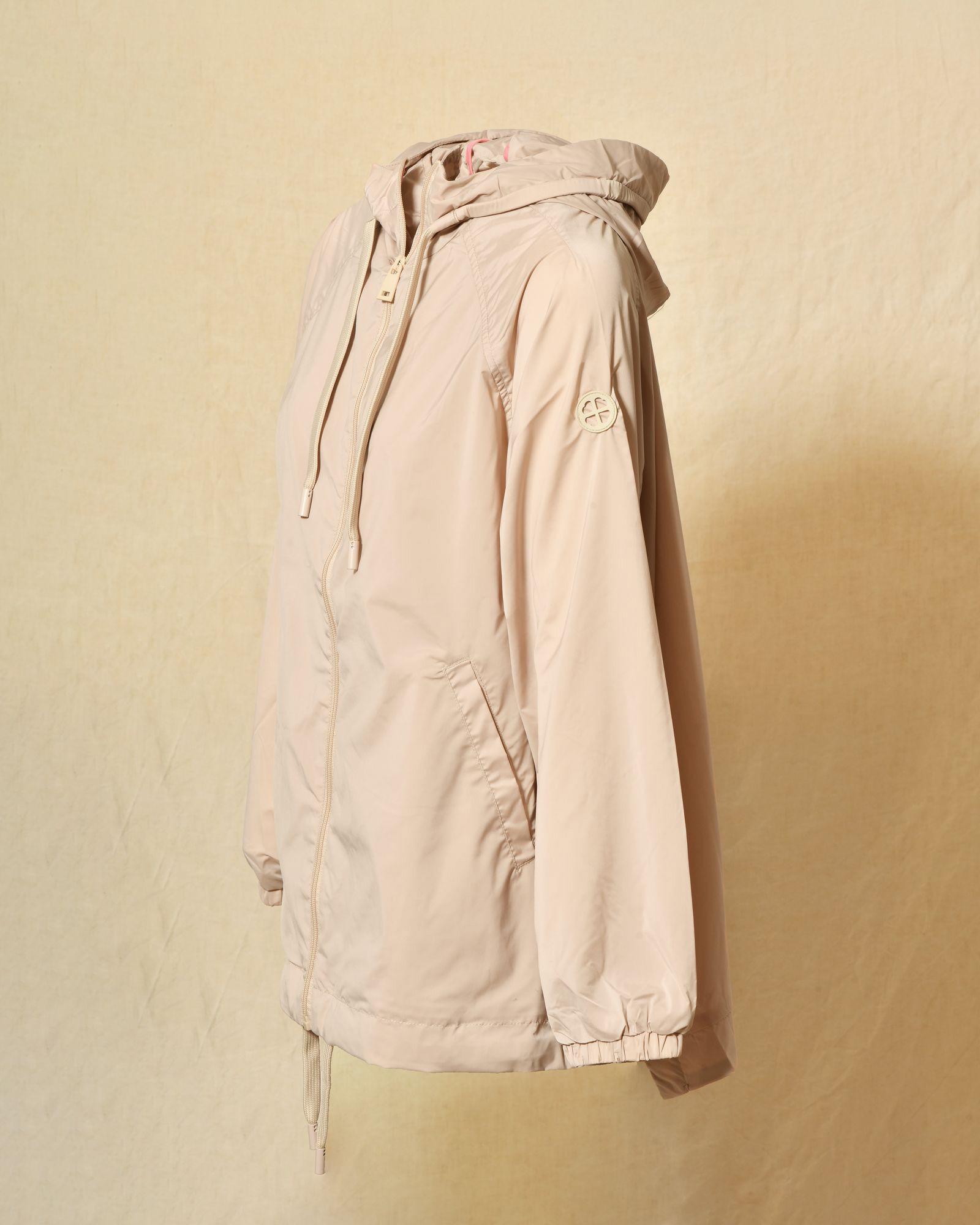 Coupe-vent à pochette intégrée Ma Petite Capsule